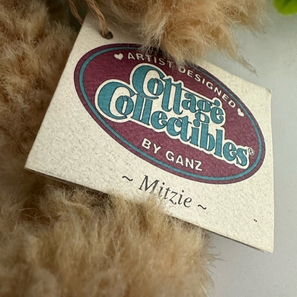 Ganz Cottage Collectibles 1998 Mitzie Bear Plush Stuffed Animal Brown 10"  Apple - Picture 3 of 6